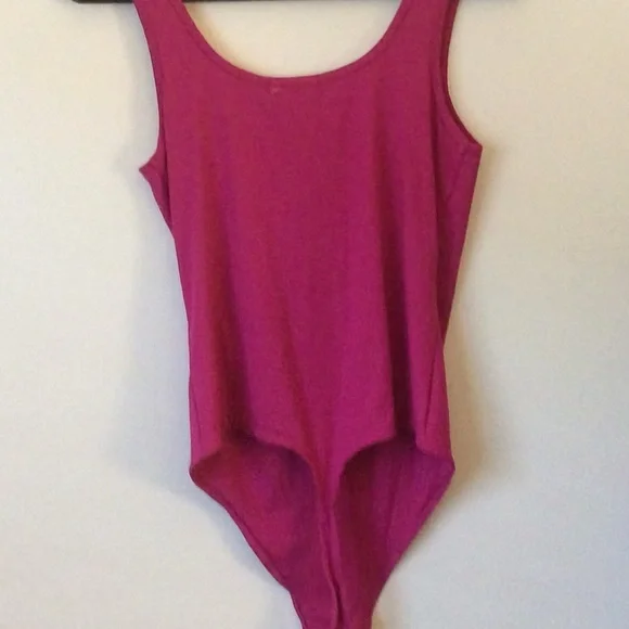 House of Harlow 1960 Pink Bodysuit - Picture 2 of 2